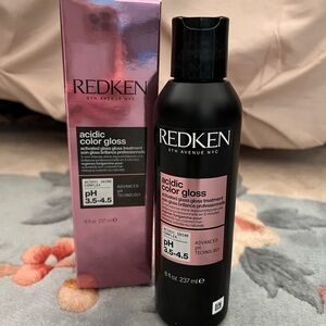 Redken Acidic Color Gloss with Advanced pH Technology